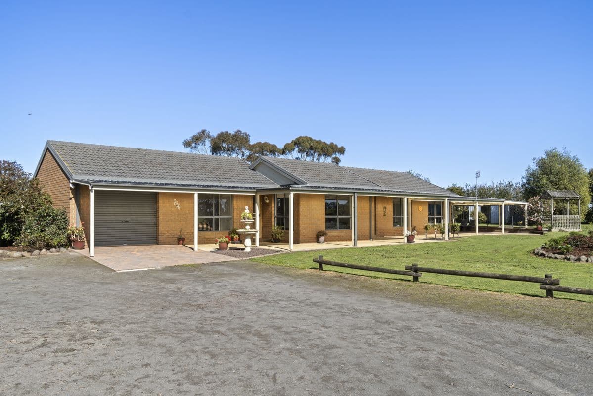 185 Bourkes Road