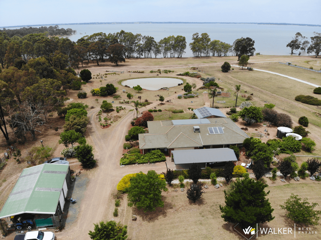48 Panorama Court