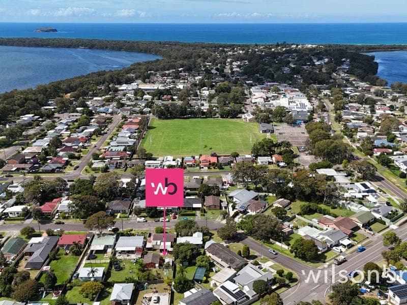 8 Delia Avenue, Budgewoi
