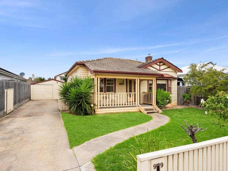 99 Isabella Street