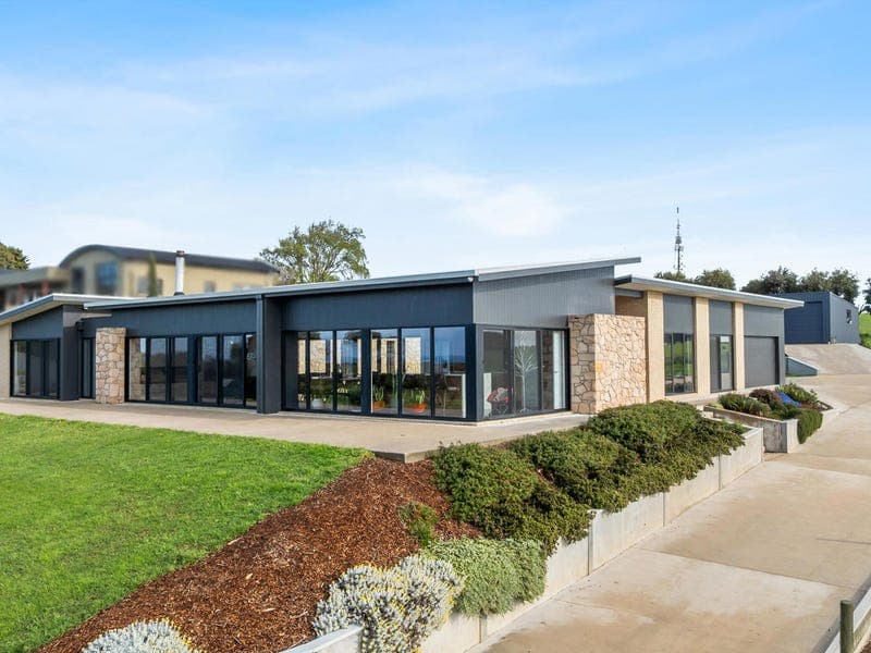 68 Douglas Lane, Illowa