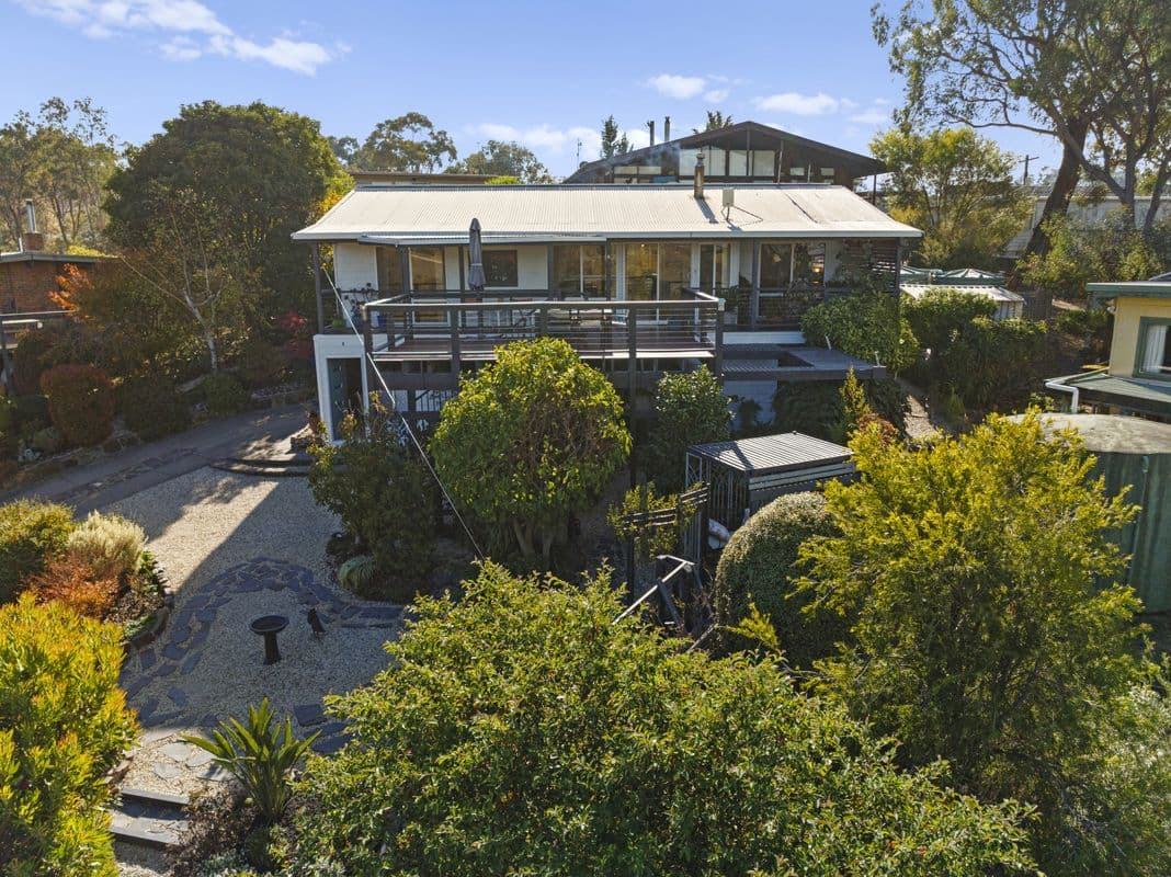 8 Broadwater Street