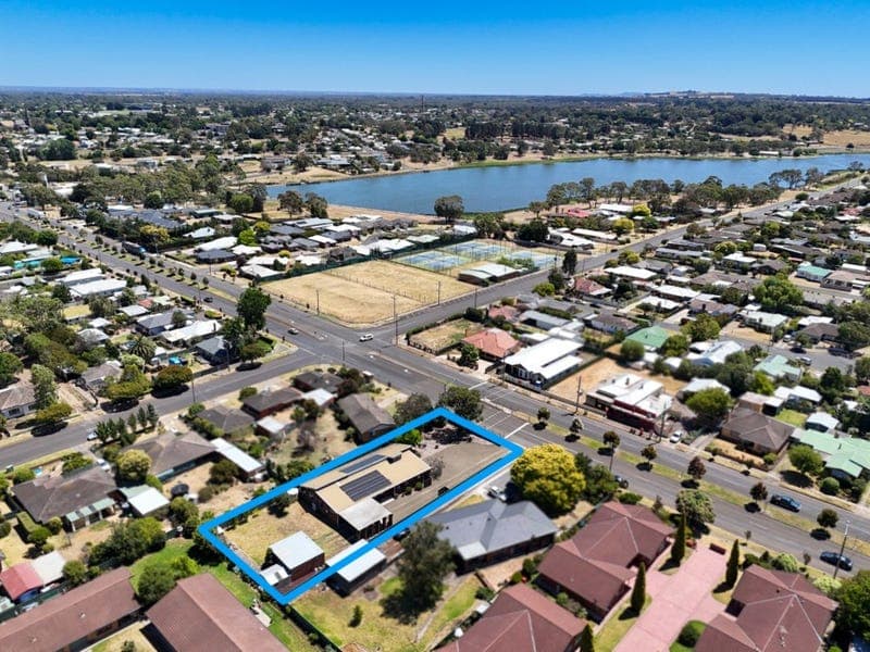 60 Ballarat Road, Hamilton