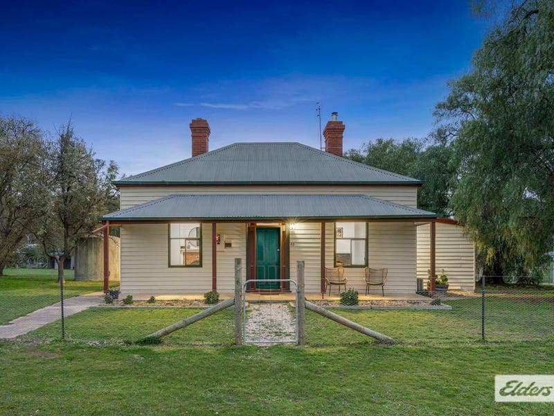 63 Wills Street, Landsborough