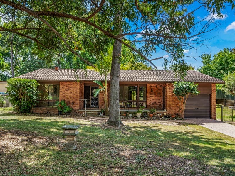 3 Thurlow Close