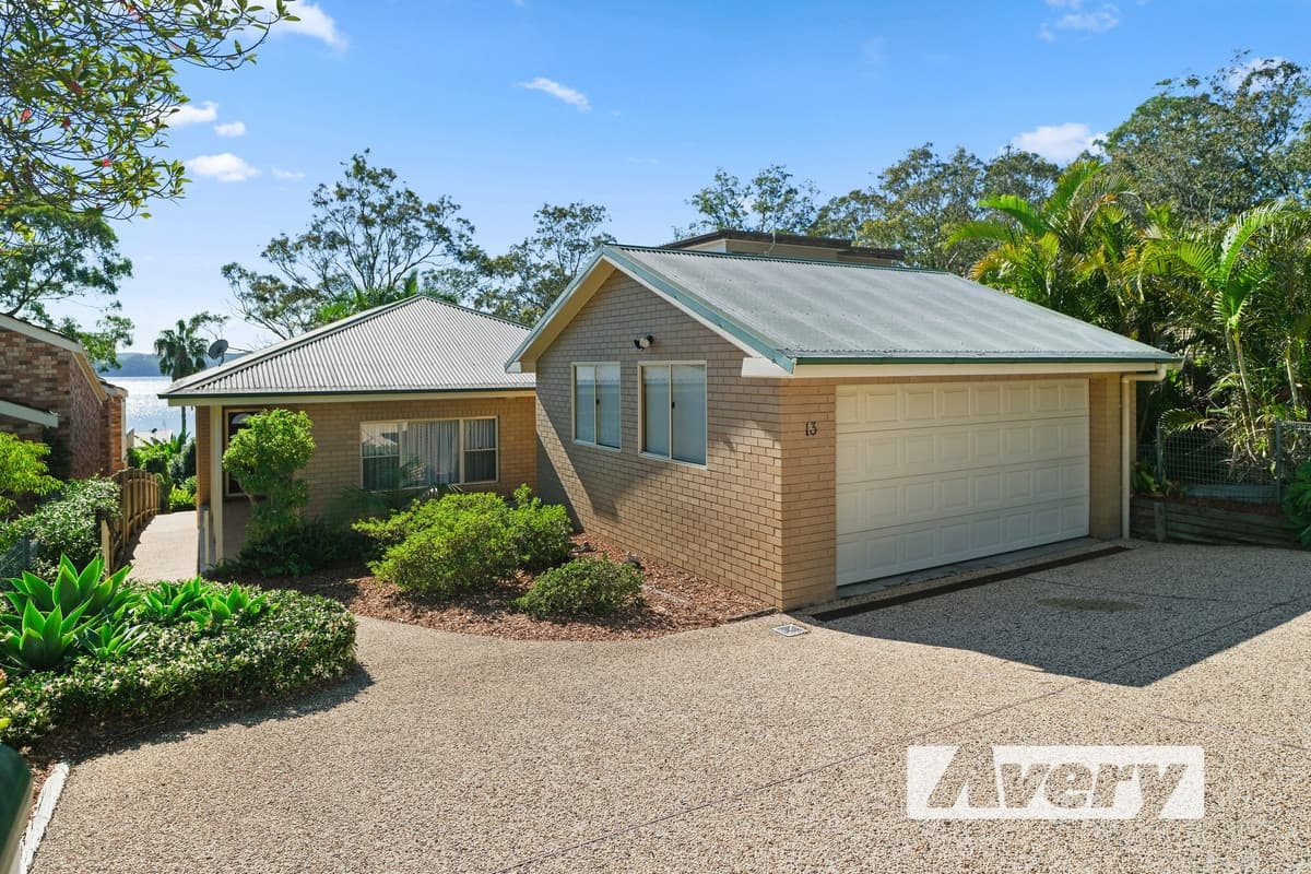 13 AMELIA STREET
