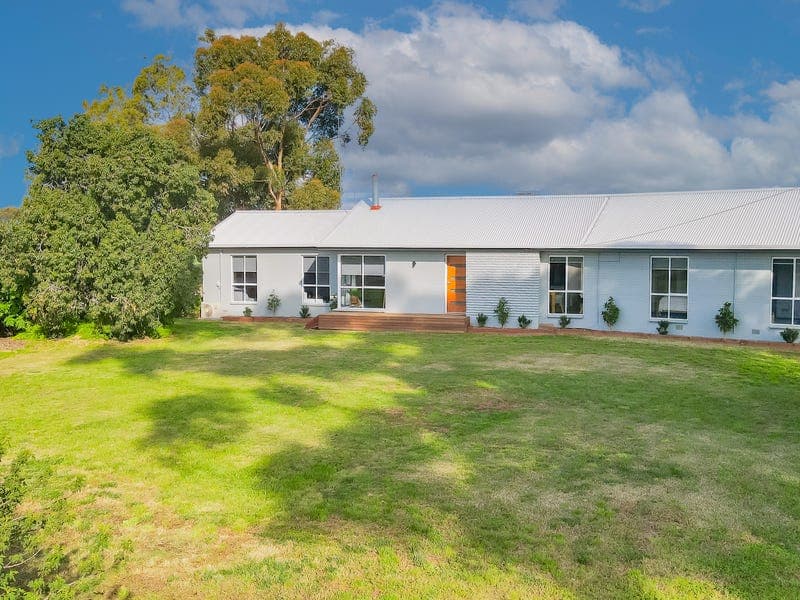 111 Dingee Road, Dingee