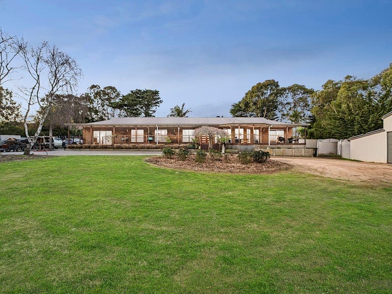 55 Billabong Drive, Monegeetta