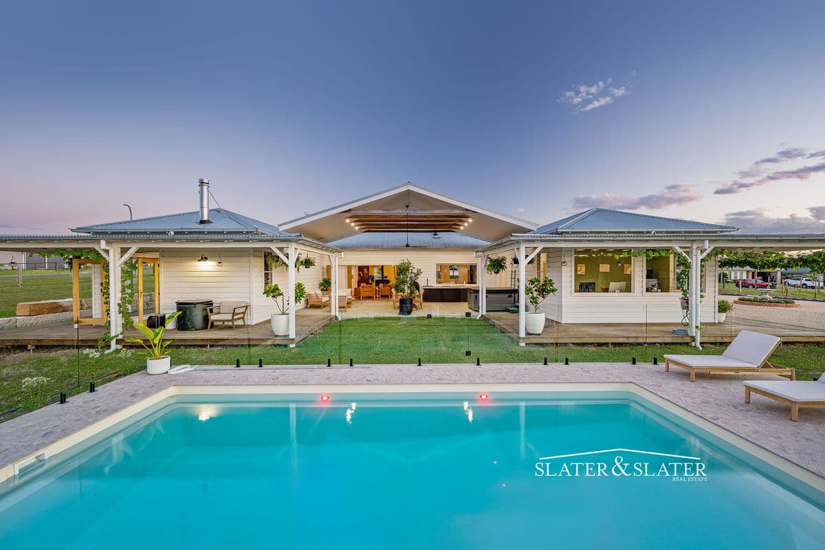 8 Kangaroo Dr
