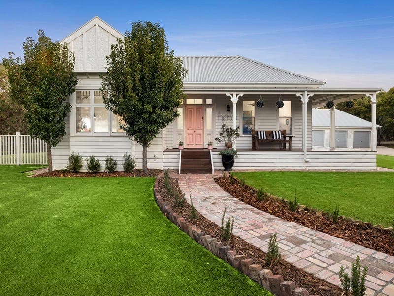 92 Monahans Road