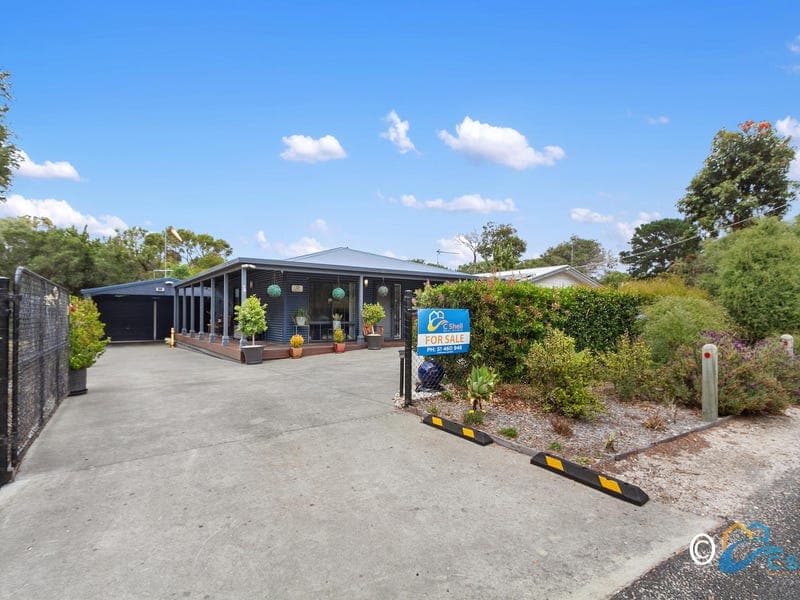 72 Toorak Avenue, Loch Sport