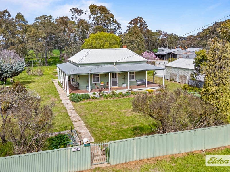 74 High Street, Navarre