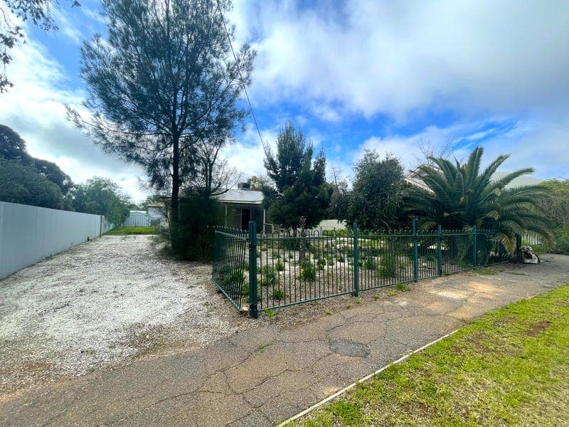 21 Dillon Street