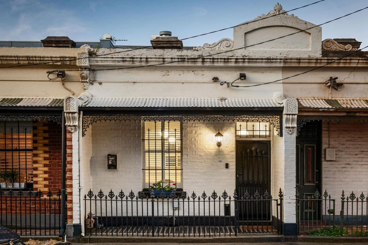 17 Henry Street