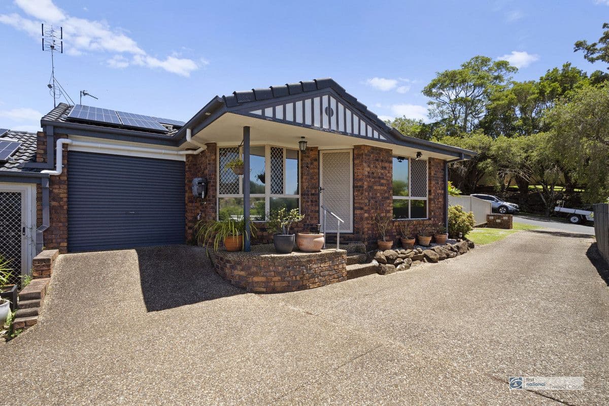 1/2 LOVAT BRAE COURT