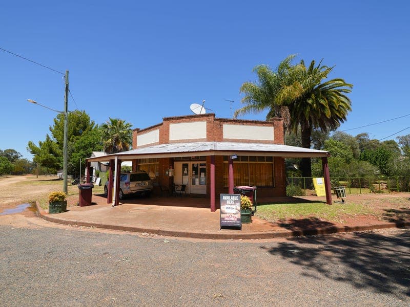 25 Bena Street, Burcher