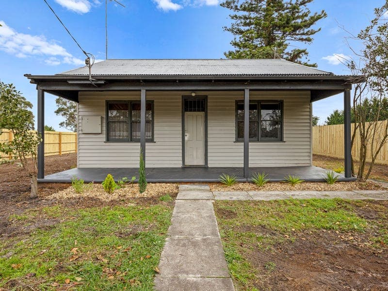 2/79-83 Hade Avenue
