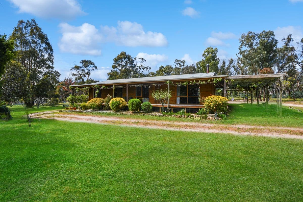 2 Cassell Court