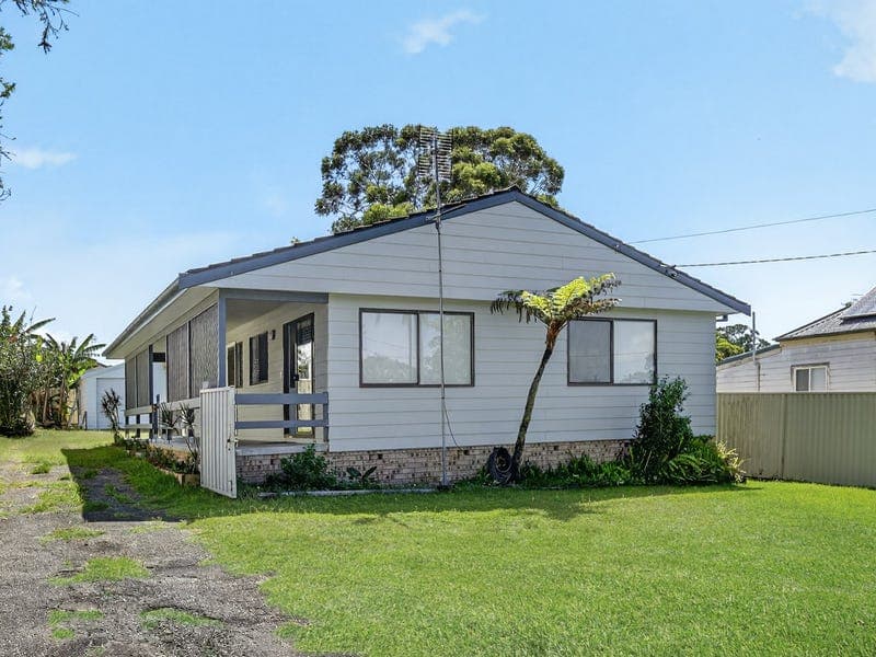 5 OAK ROAD