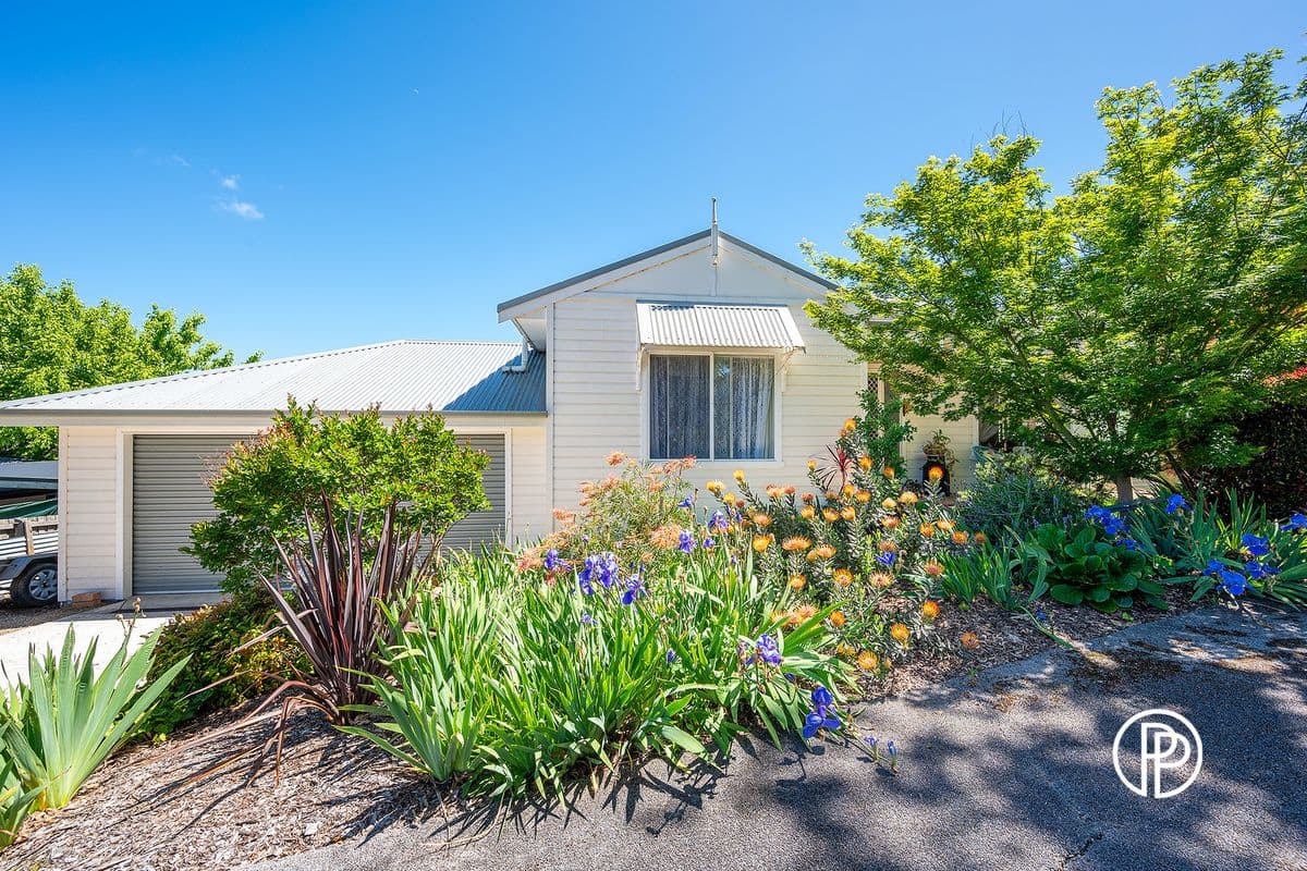 3 Crestwood Place