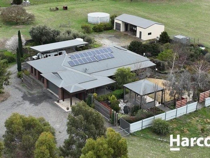 215 Browns Road, Riverside