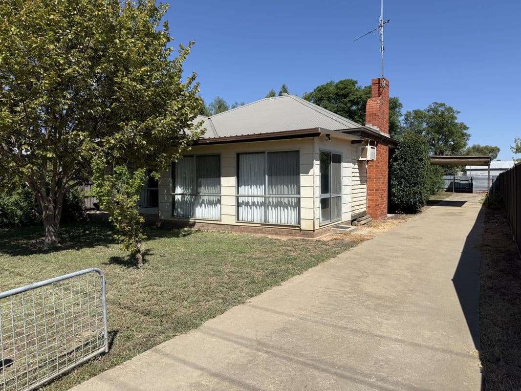 11 Manifold Street
