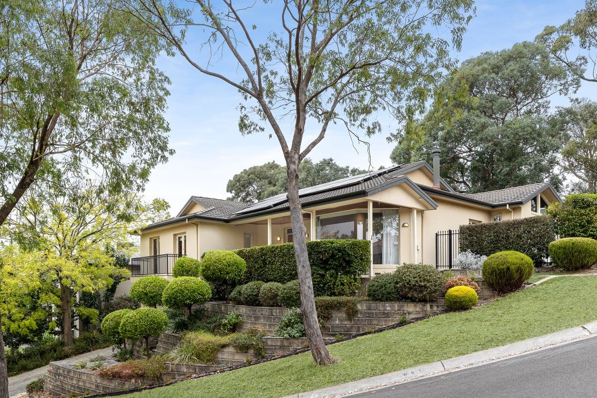 38 Tanbridge Way