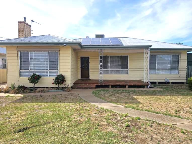 34 Campbell Street, Donald