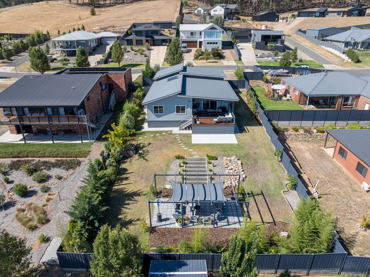 46 RANGEVIEW DRIVE