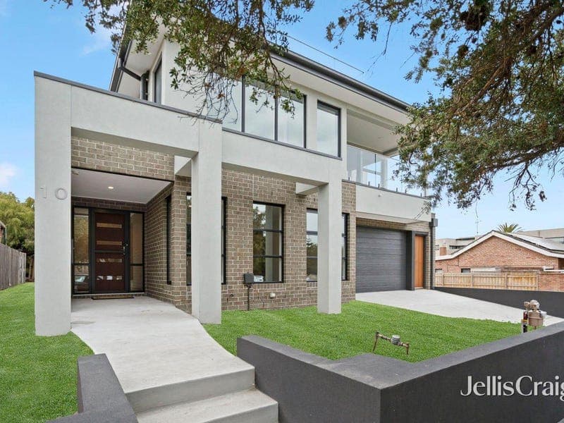 10 Showers Avenue, Chelsea