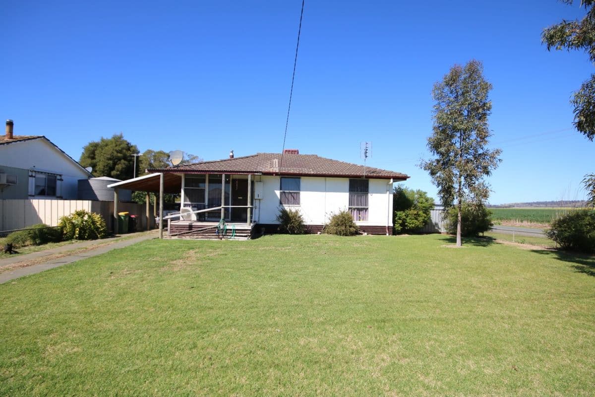 1 Mitchell Street