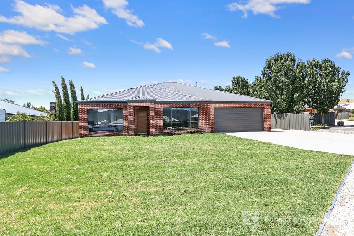 5 GIBSON BOULEVARD