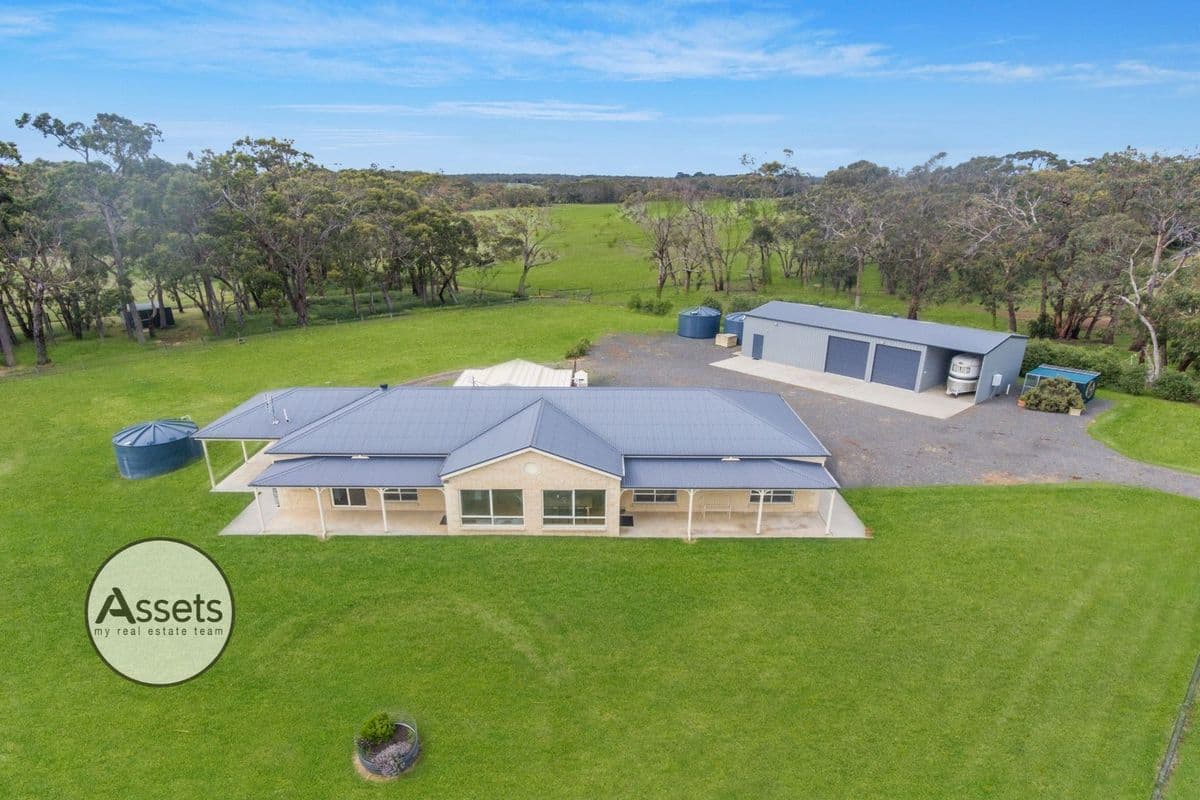 52 BERRYS ROAD