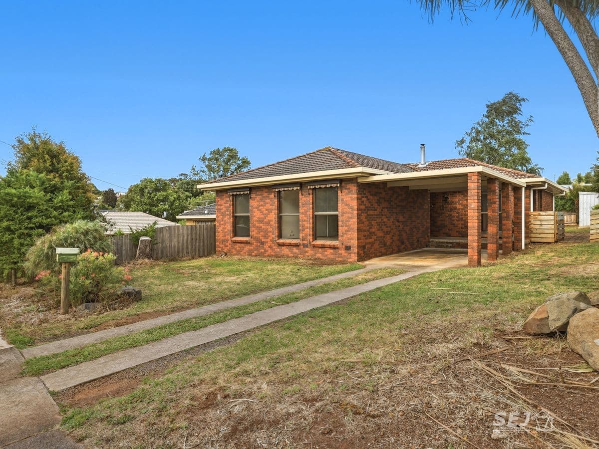 60 Hassett Street