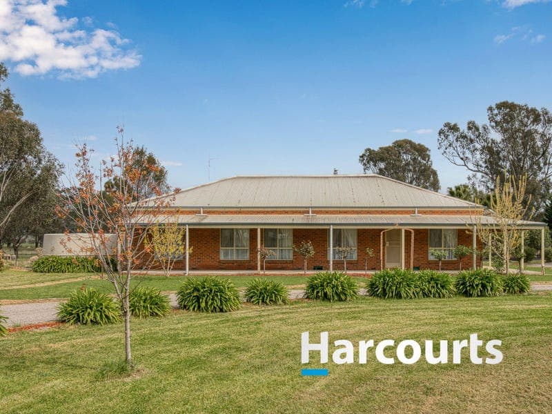 302 Wangaratta-Kilfeera Road