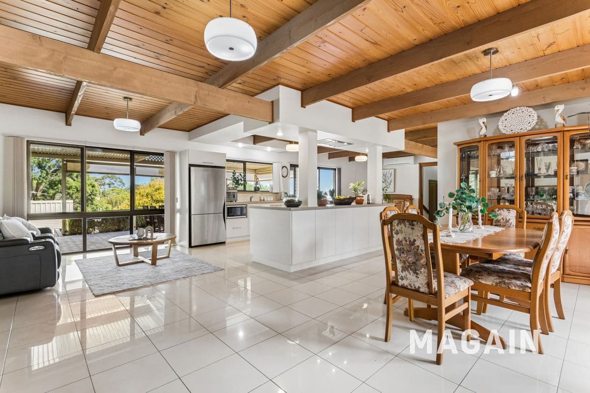 118 Windebanks Road