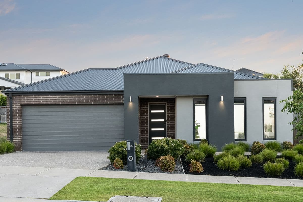 29 DREWAN DRIVE