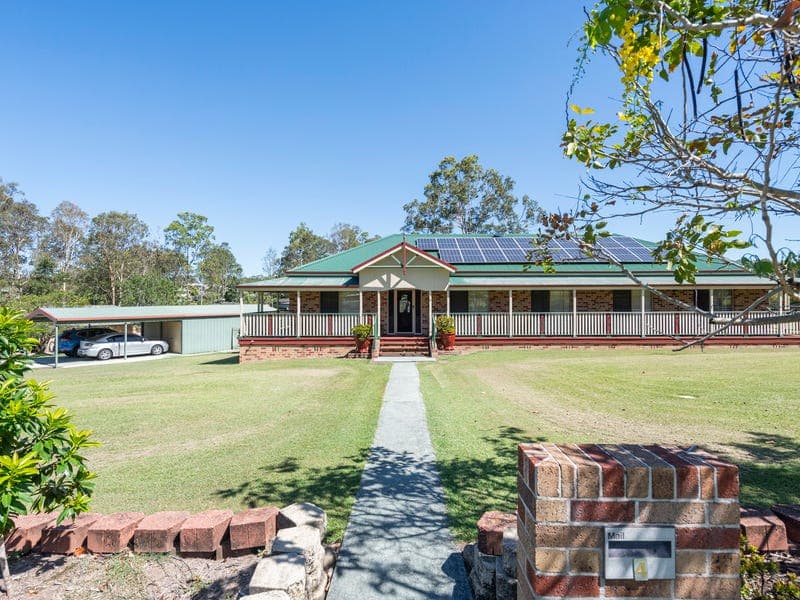 4 EDWARD OGILVIE DRIVE
