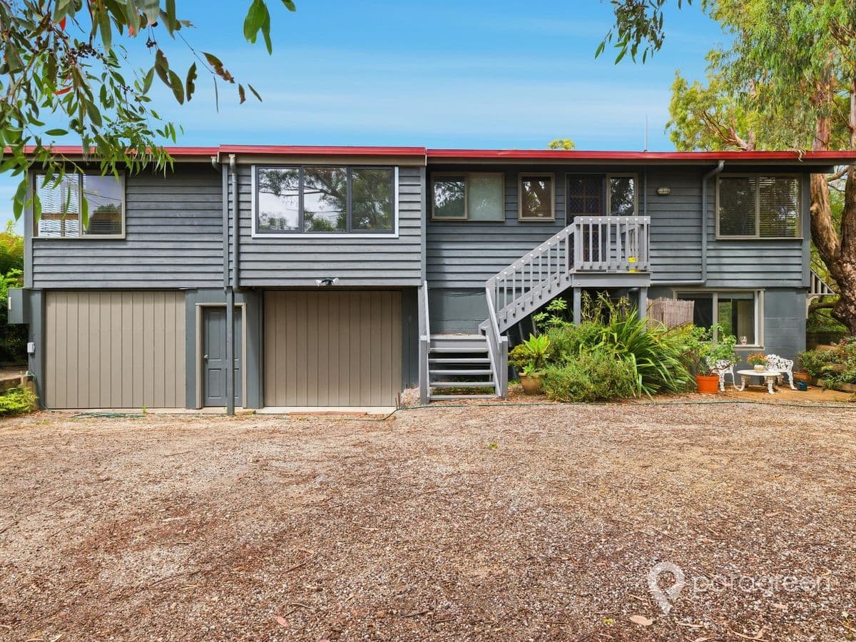 37 HODDLE ROAD