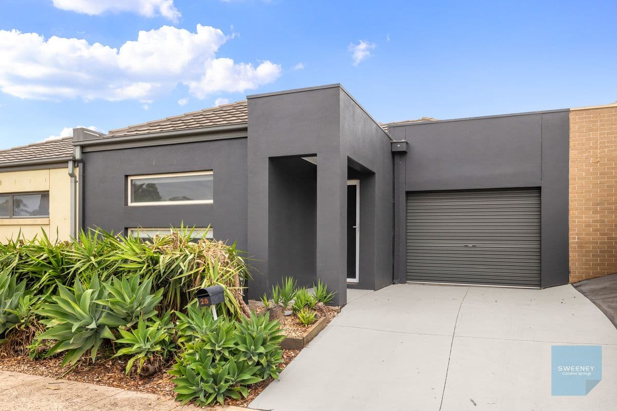 28/40 Mccubbin Way