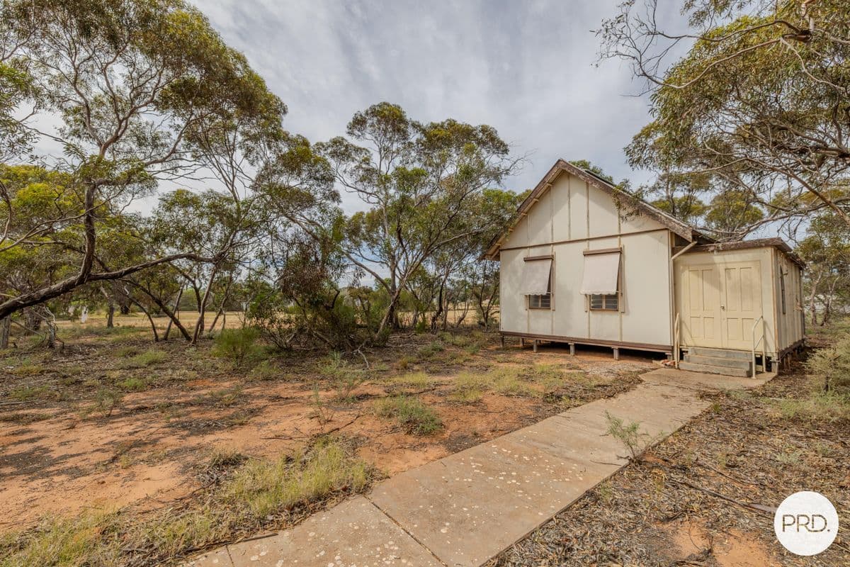 4 Murphys Road