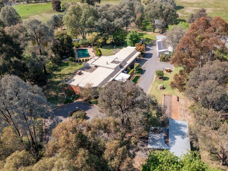 84 Kensington Drive, Killawarra