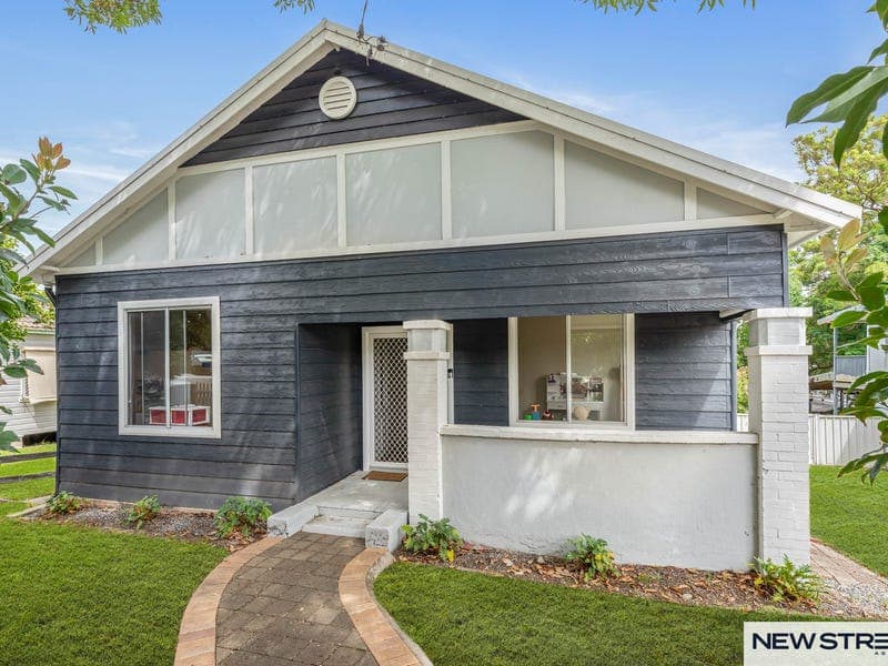 85 Macquarie Road