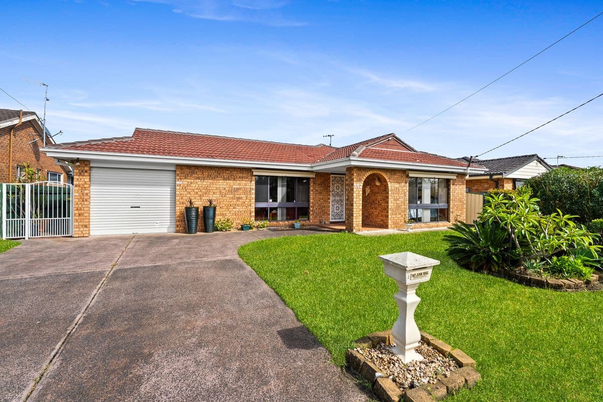 16 Aston Wilde Avenue