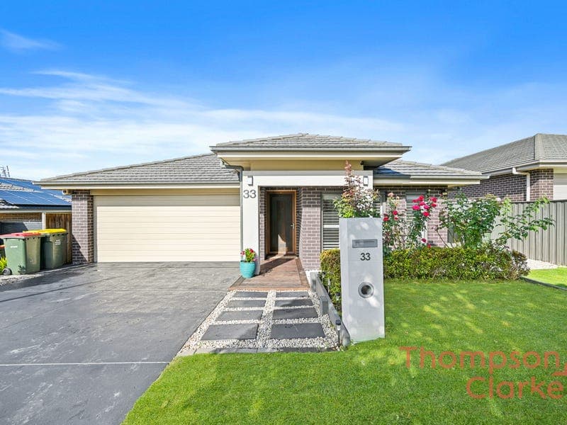 33 Sandpiper Circuit, Aberglasslyn