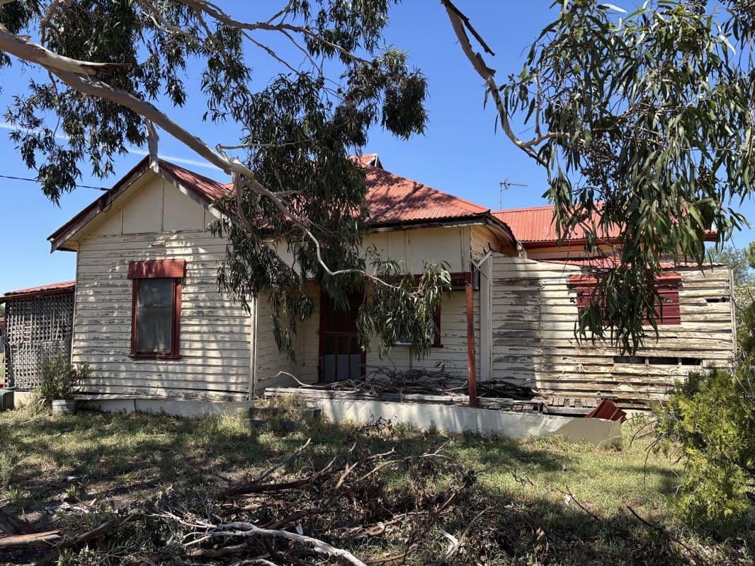 36 Camp Street
