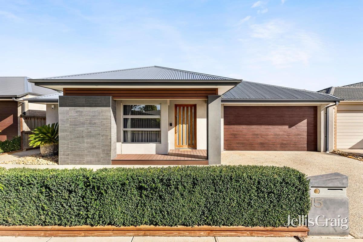 15 COLEDALE DRIVE