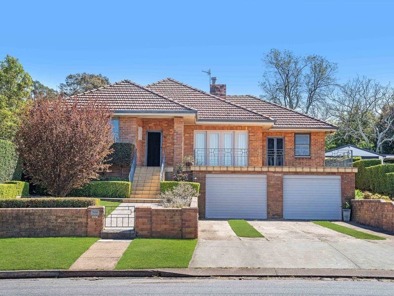 206 Paterson Road
