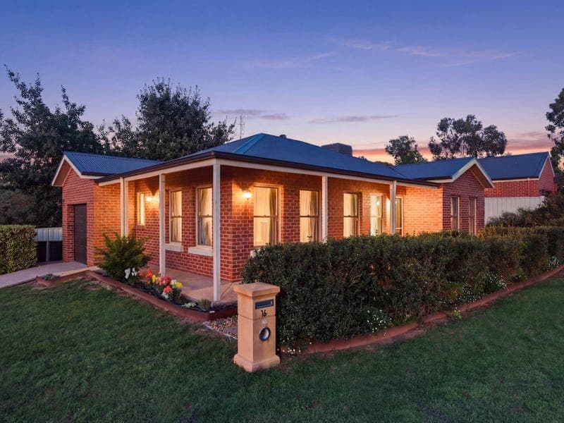 16 Harvey Street, West Bendigo