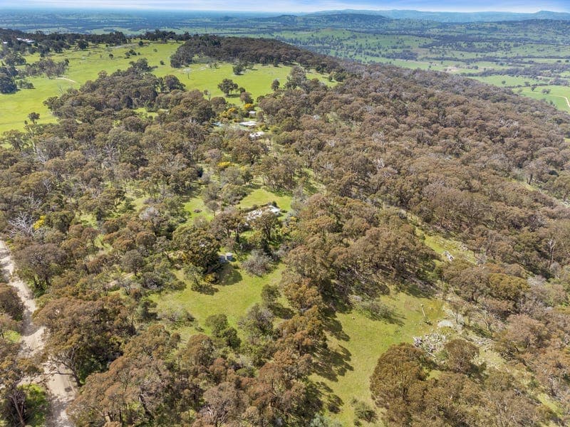 471 Gap Road, Longwood East